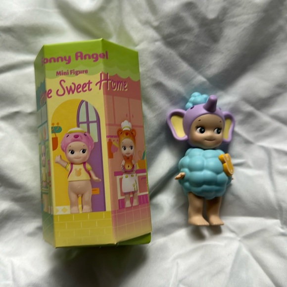 Sonny Angel Home Sweet Home Series - Picture 1 of 1